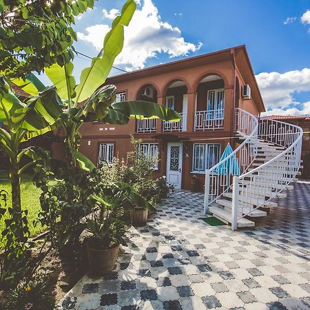 Casa De Khasia Zugdidi Kültér fotó