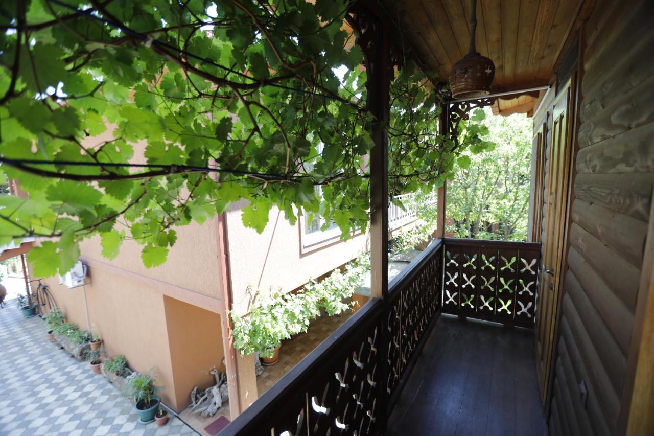 Casa De Khasia Zugdidi Kültér fotó