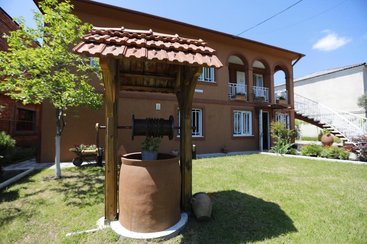 Casa De Khasia Zugdidi Kültér fotó