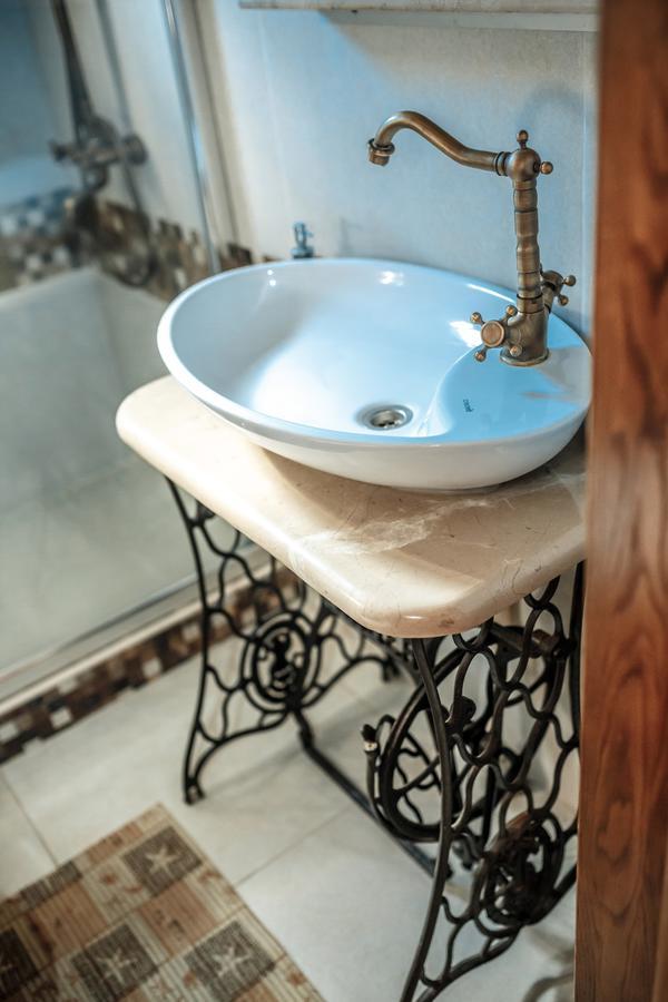 Casa De Khasia Zugdidi Kültér fotó